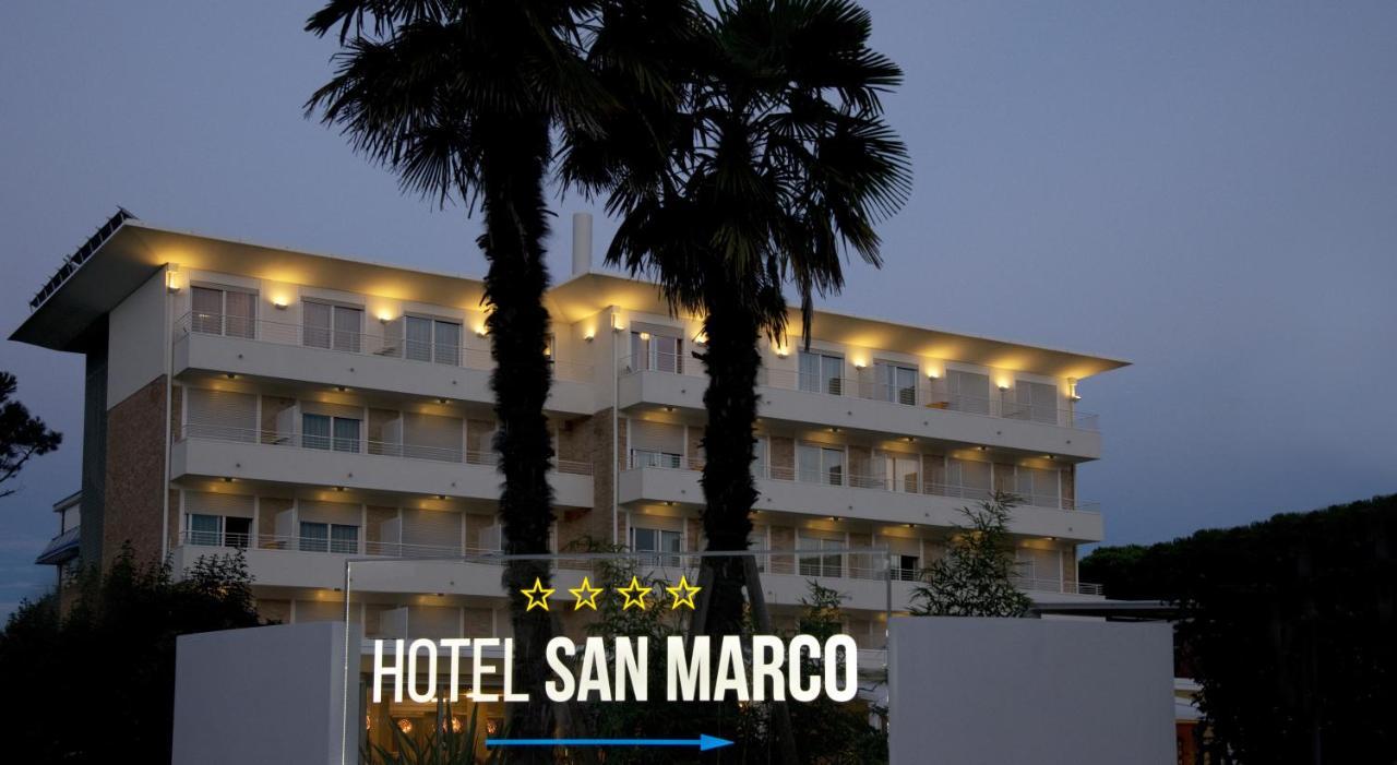 Hotel San Marco Бибионе Экстерьер фото